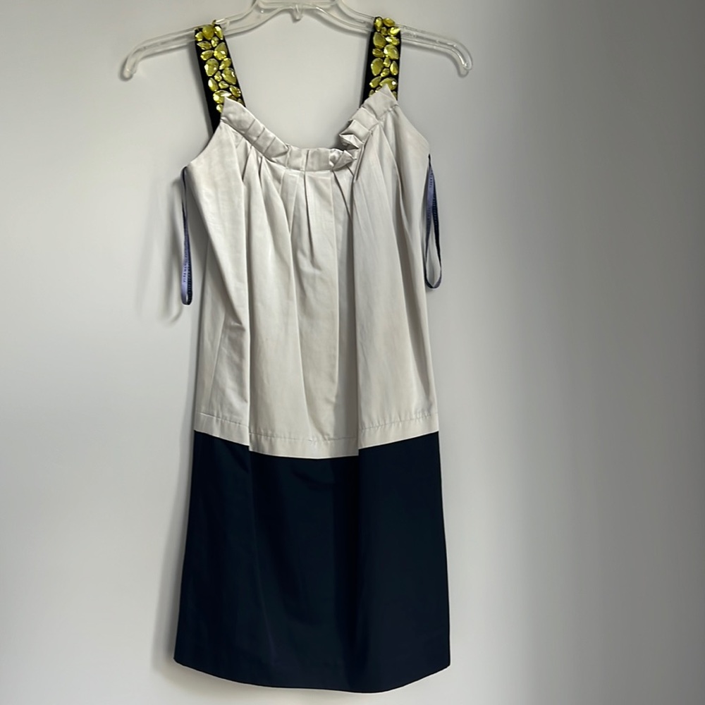 Vera wang lavender label color block cream and navy dress with lime green accent